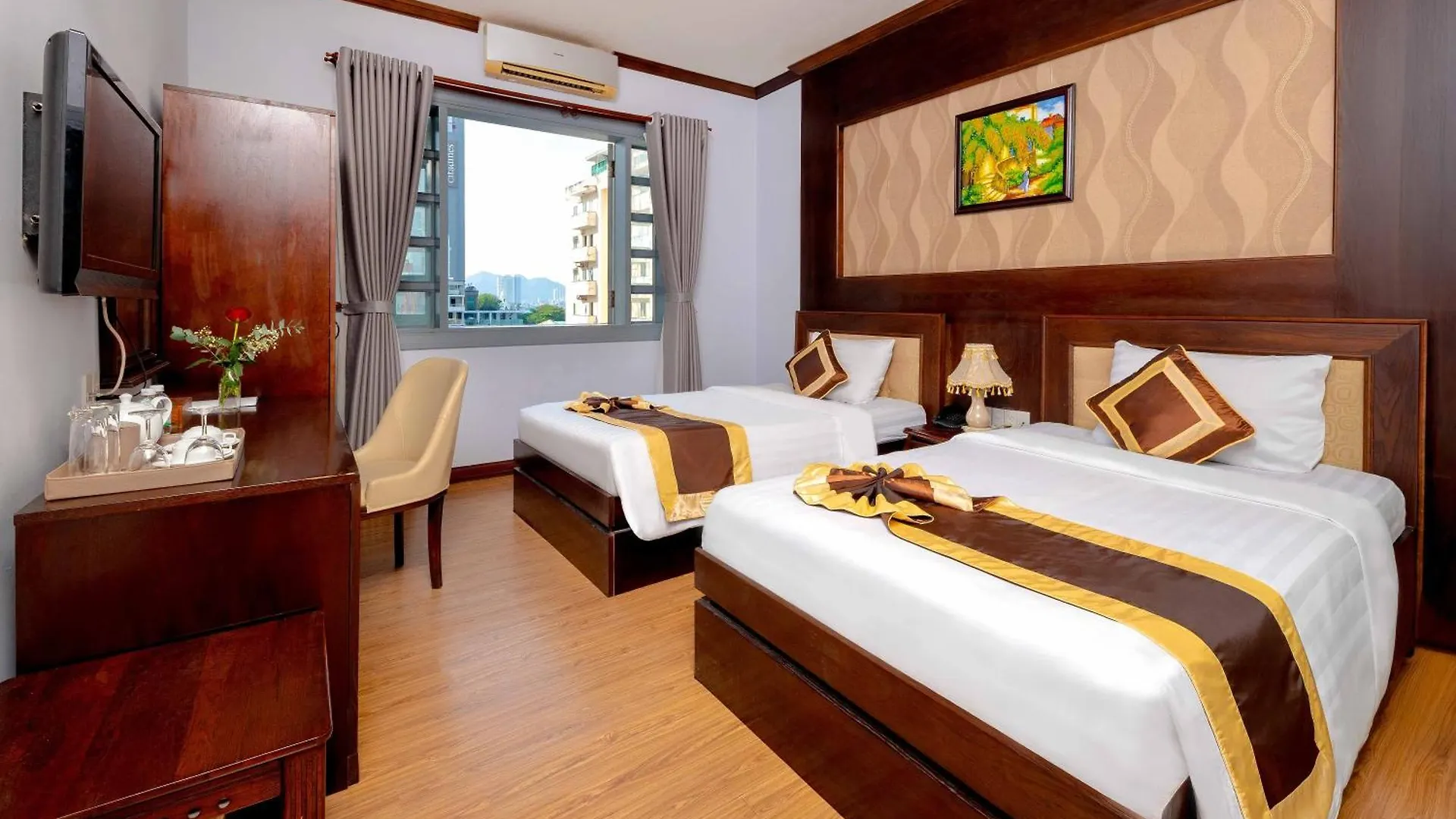 Rembrandt Hotel Nha Trang 3*,
