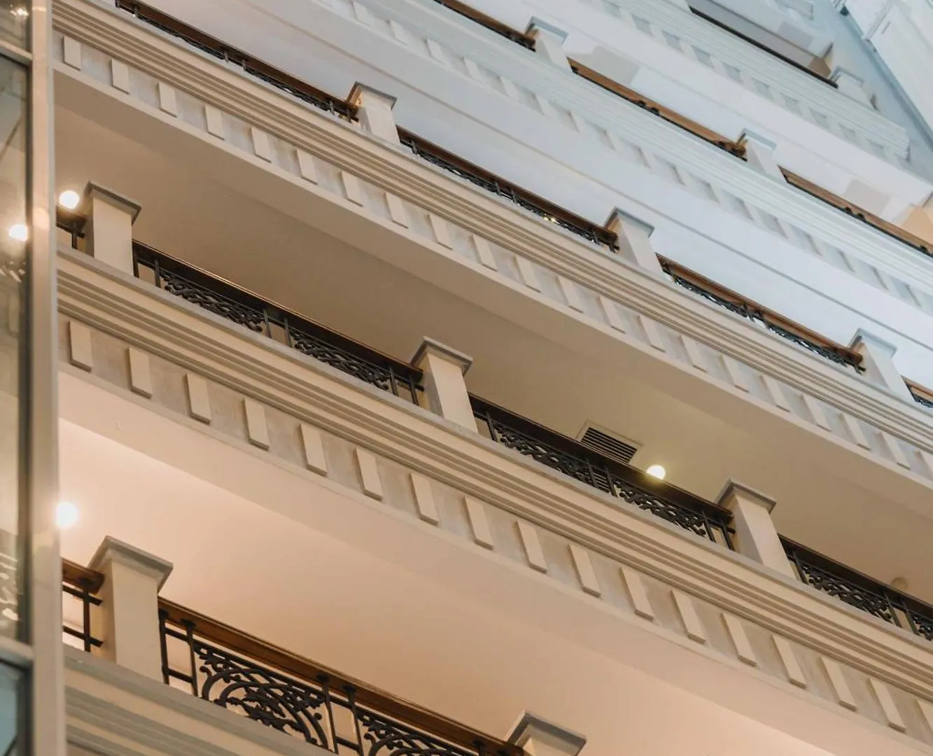 ***  Rembrandt Hotel Nha Trang Vietnam